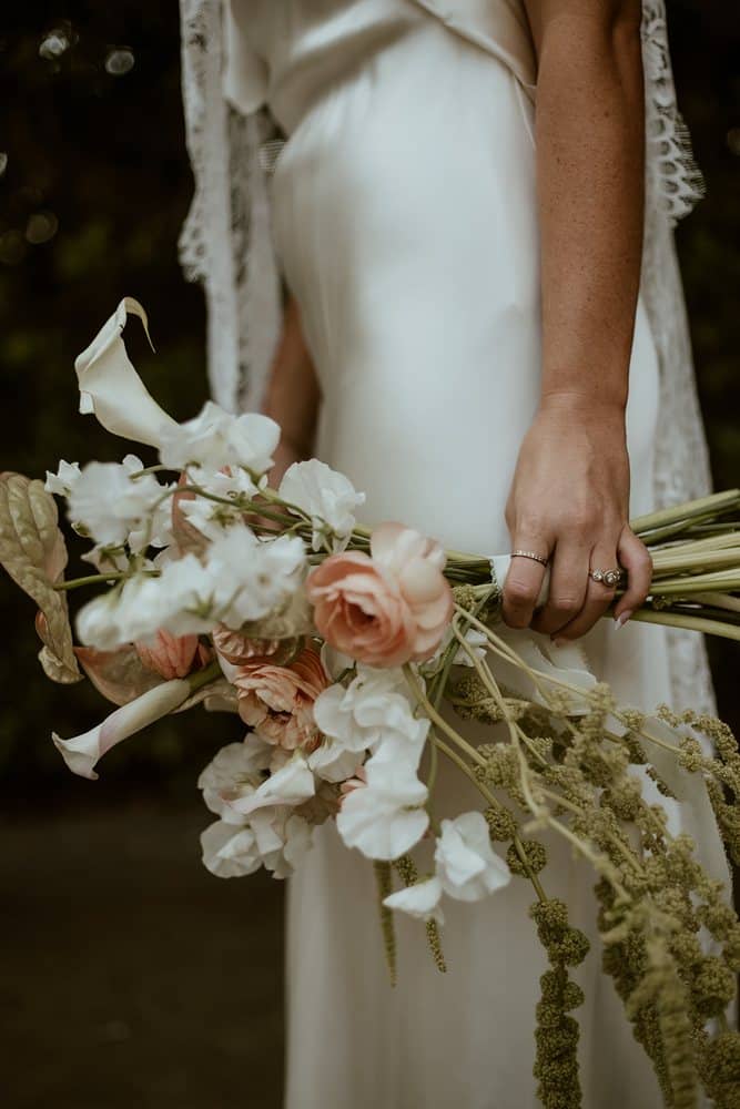 Bridal bouquet with calla lilies
